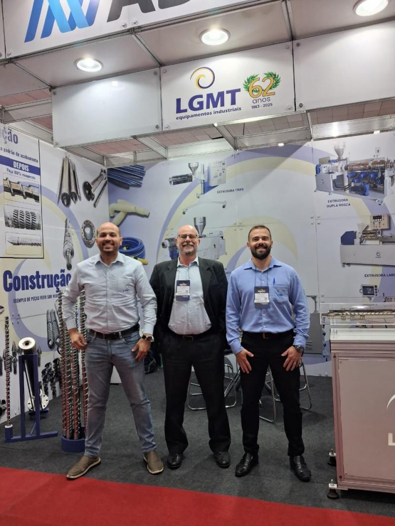 Gostaríamos de agradecer a todos que passaram pelo nosso estande na Plastfair!